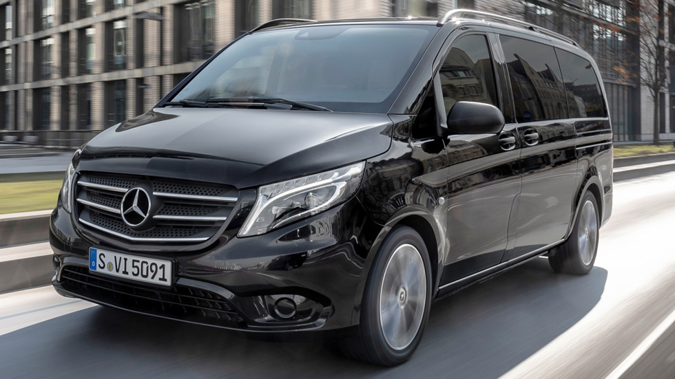 Van Mercedes noir