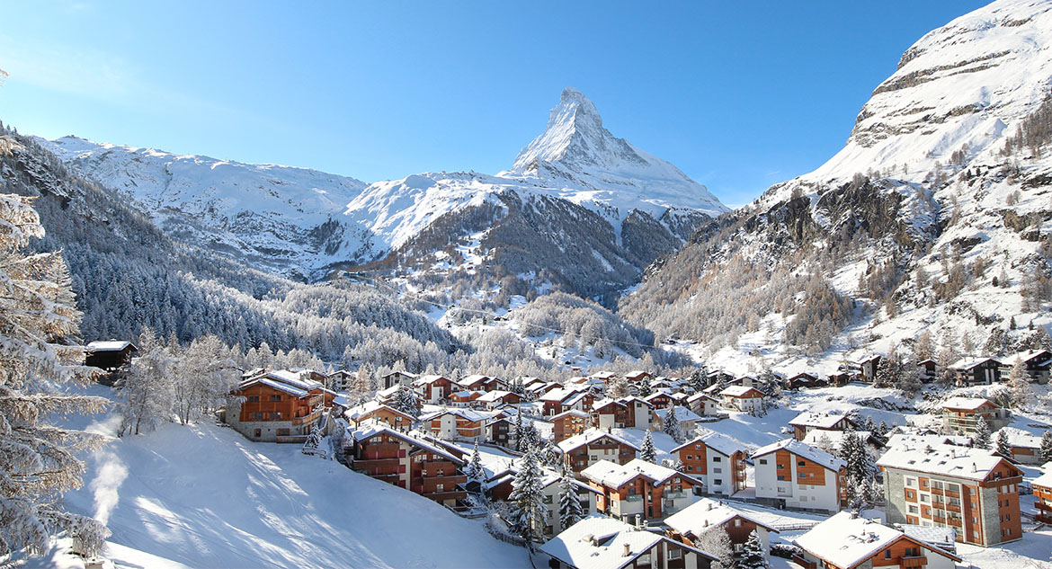 Zermatt enneigé et le Cervin